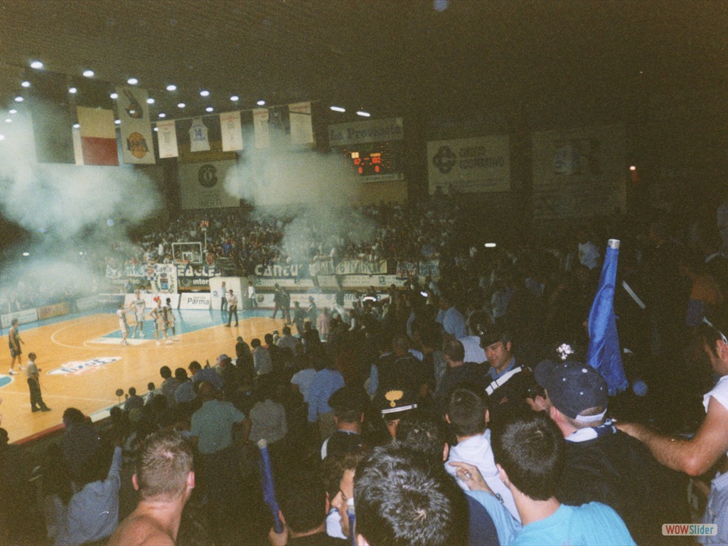 20 Maggio 2003 a Cantù - gara 3 quarti di finale