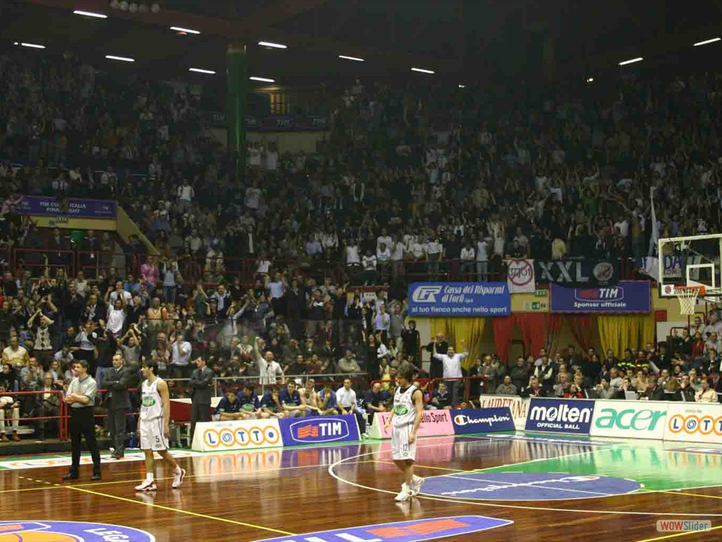 Febbraio 2004 - Final8 Coppa Italia a Forlì (vs Napoli e Pesaro)