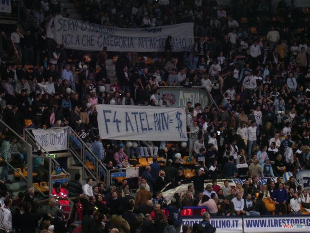 31 Marzo 2004 - vs Efes Pilsen Paladozza